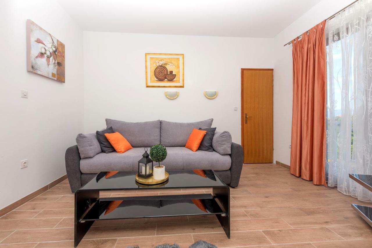 Apartmani Zara&Maris Gradac  Bagian luar foto